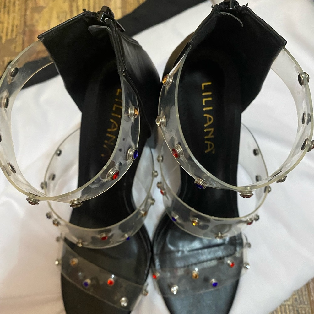 Liliana  shoes - Picture 4 of 4